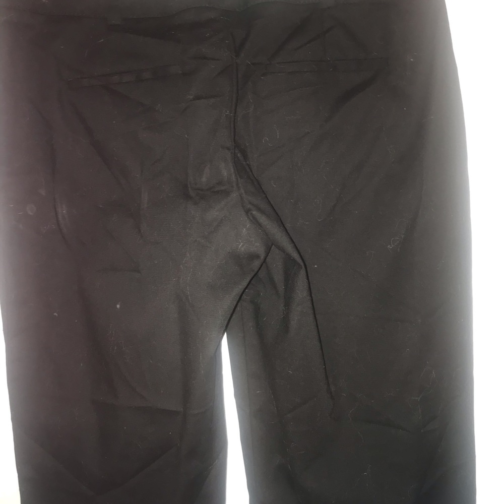 Capris - Picture 3 of 4